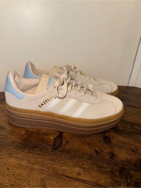 Adidas Gazelle size 4 1/2 (women 6)